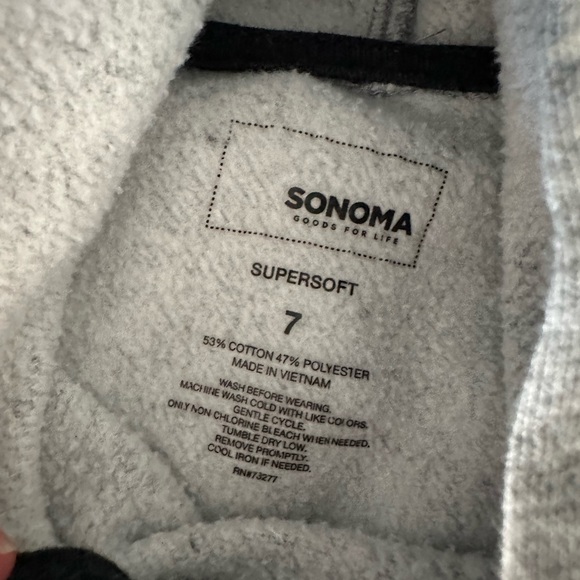 Boys mixed lot 6-8. See sizing. Good used condition. No stains or tears. - Picture 12 of 14